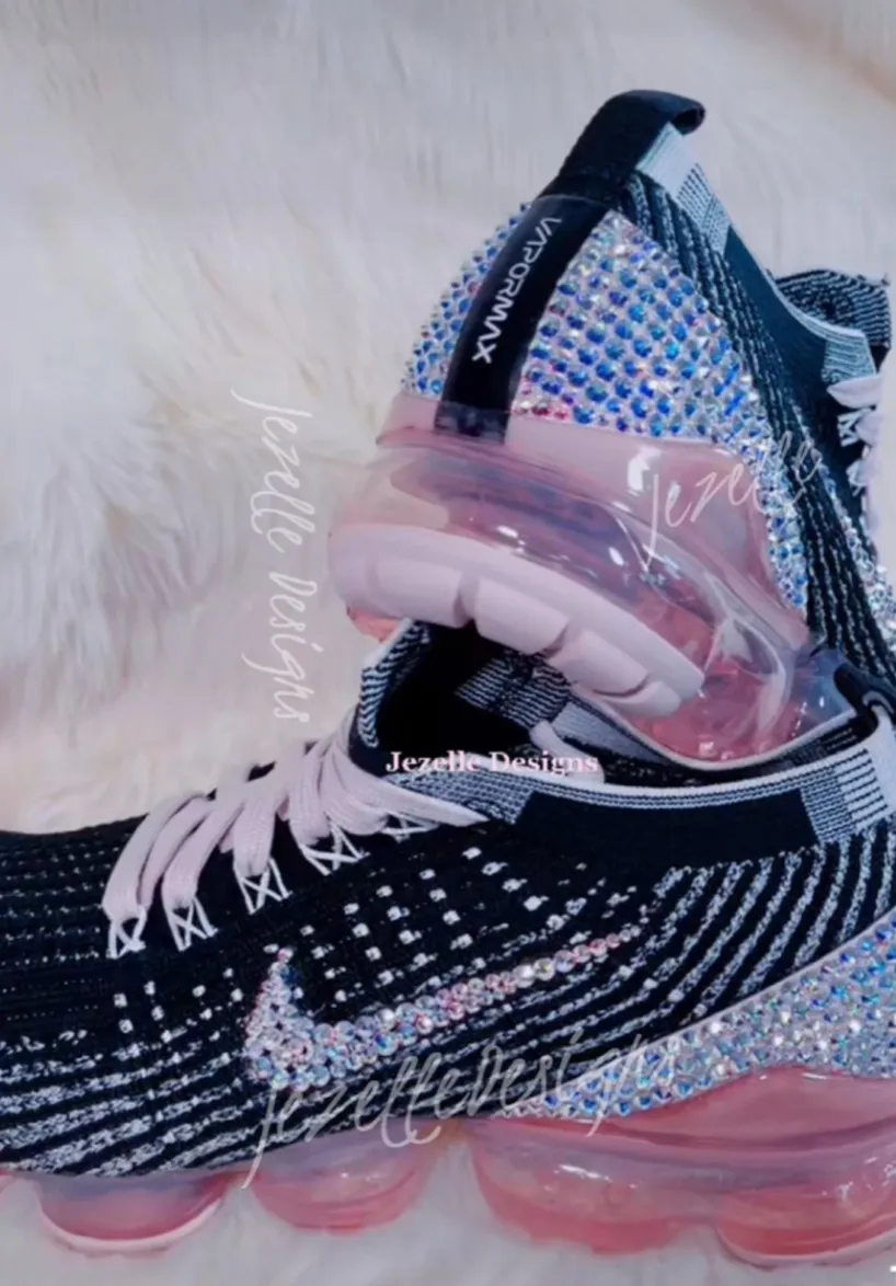 Custom Nike Air VaporMax Flyknit 3 w/ Crystals (Black Pink)