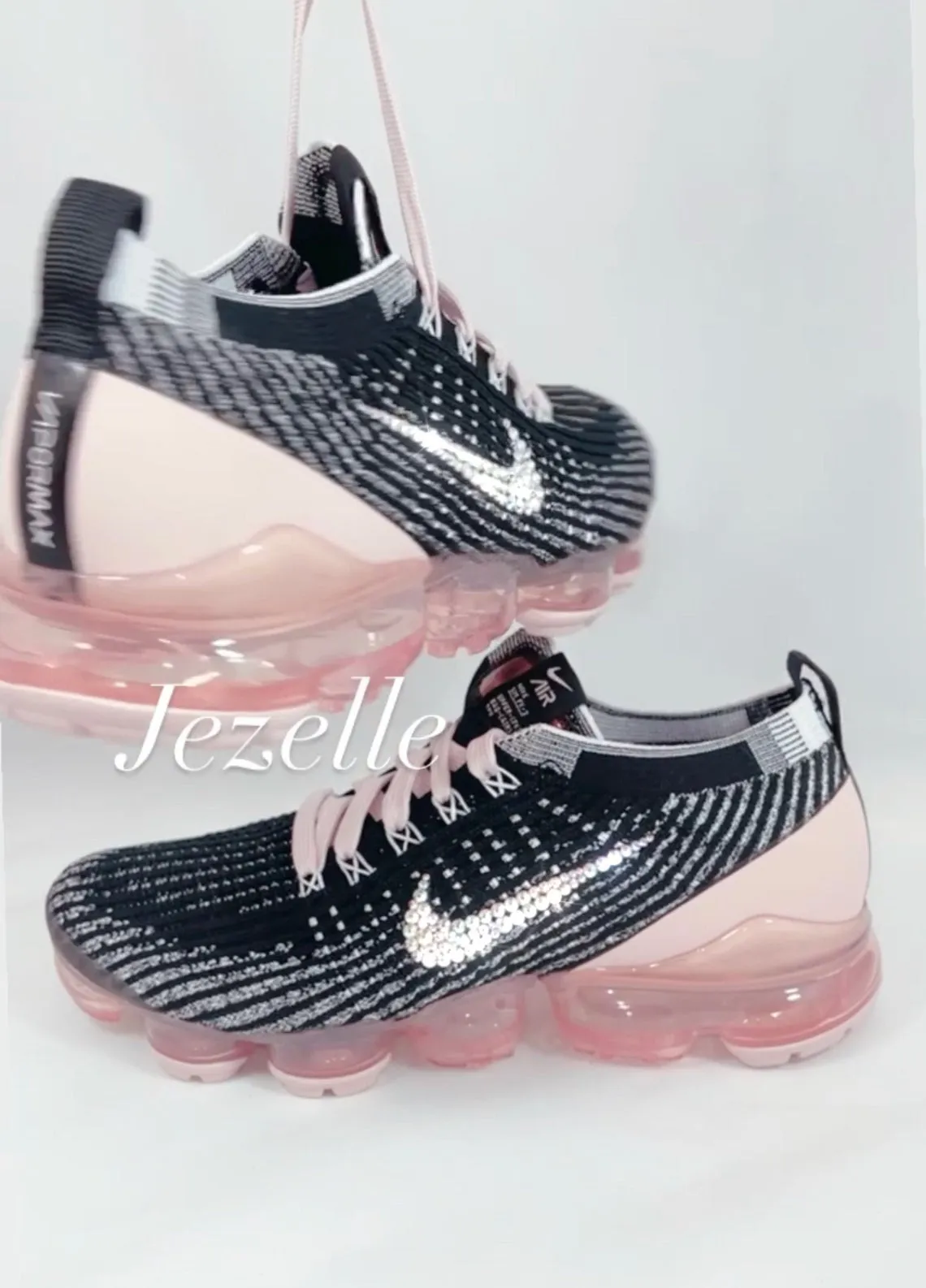 Custom Nike Air VaporMax Flyknit 3 w/ Crystals (Black Pink)