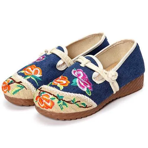 Flower Chinese Embroidered Casual Round Toe Buckle Flat Shoes