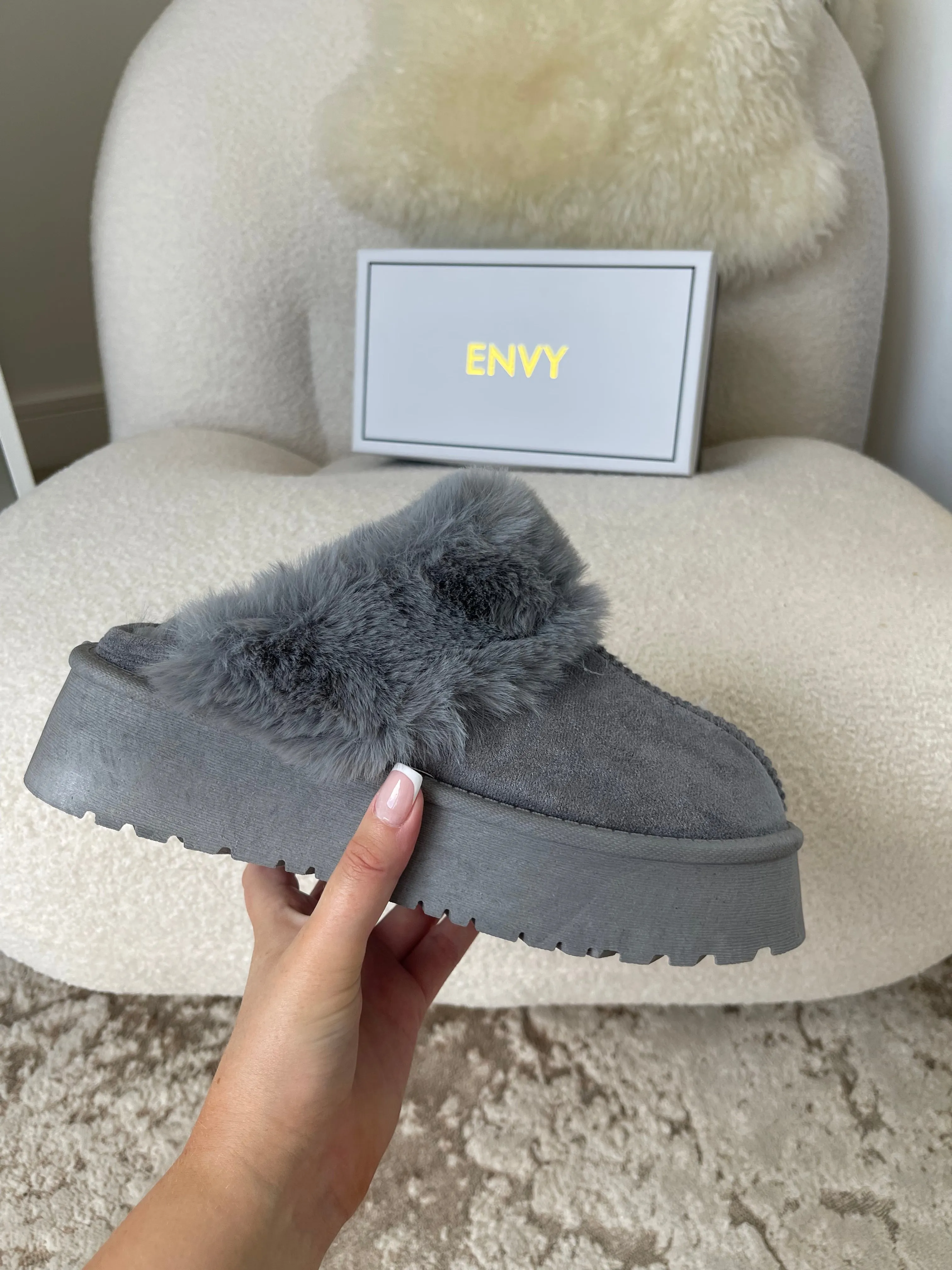 LORNA GREY FAUX FUR PLATFORM SLIPPERS