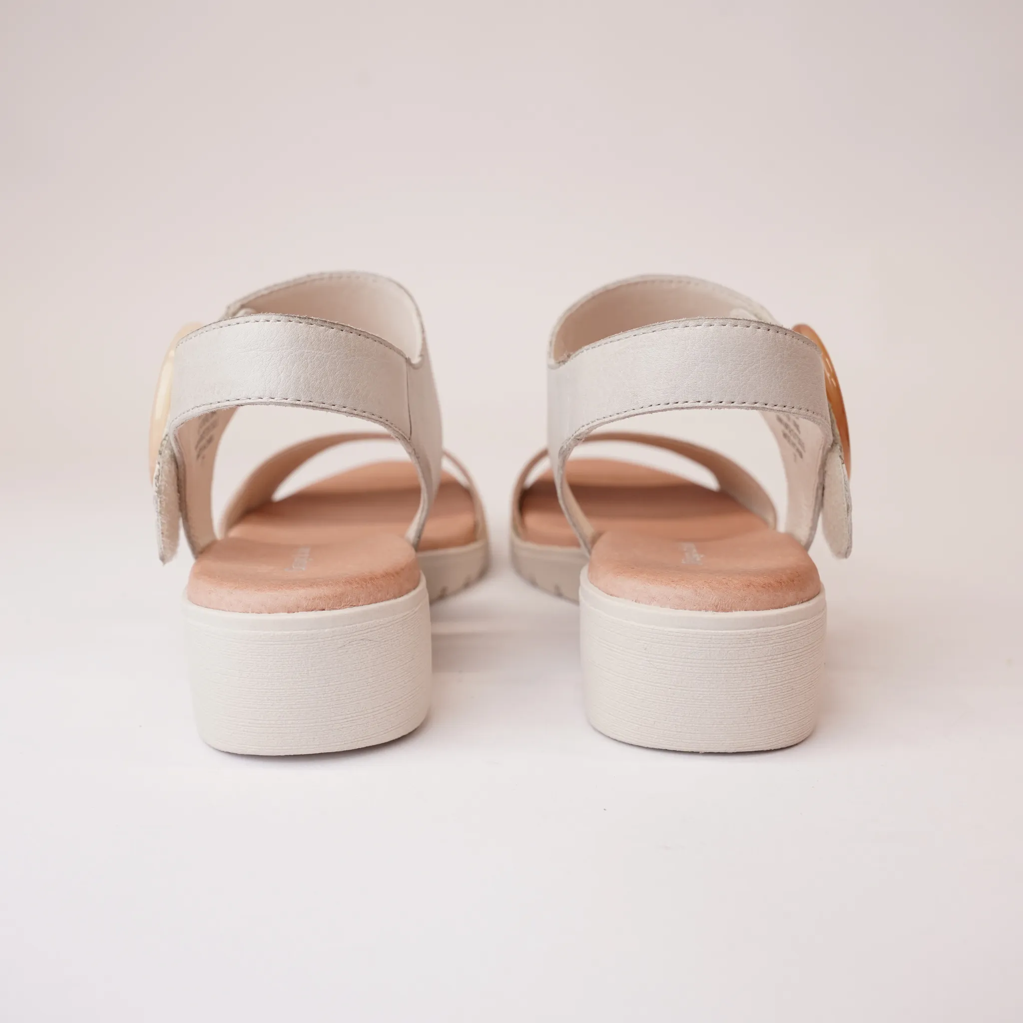 Manessay Pale Gold/ Almond Leather Sandals