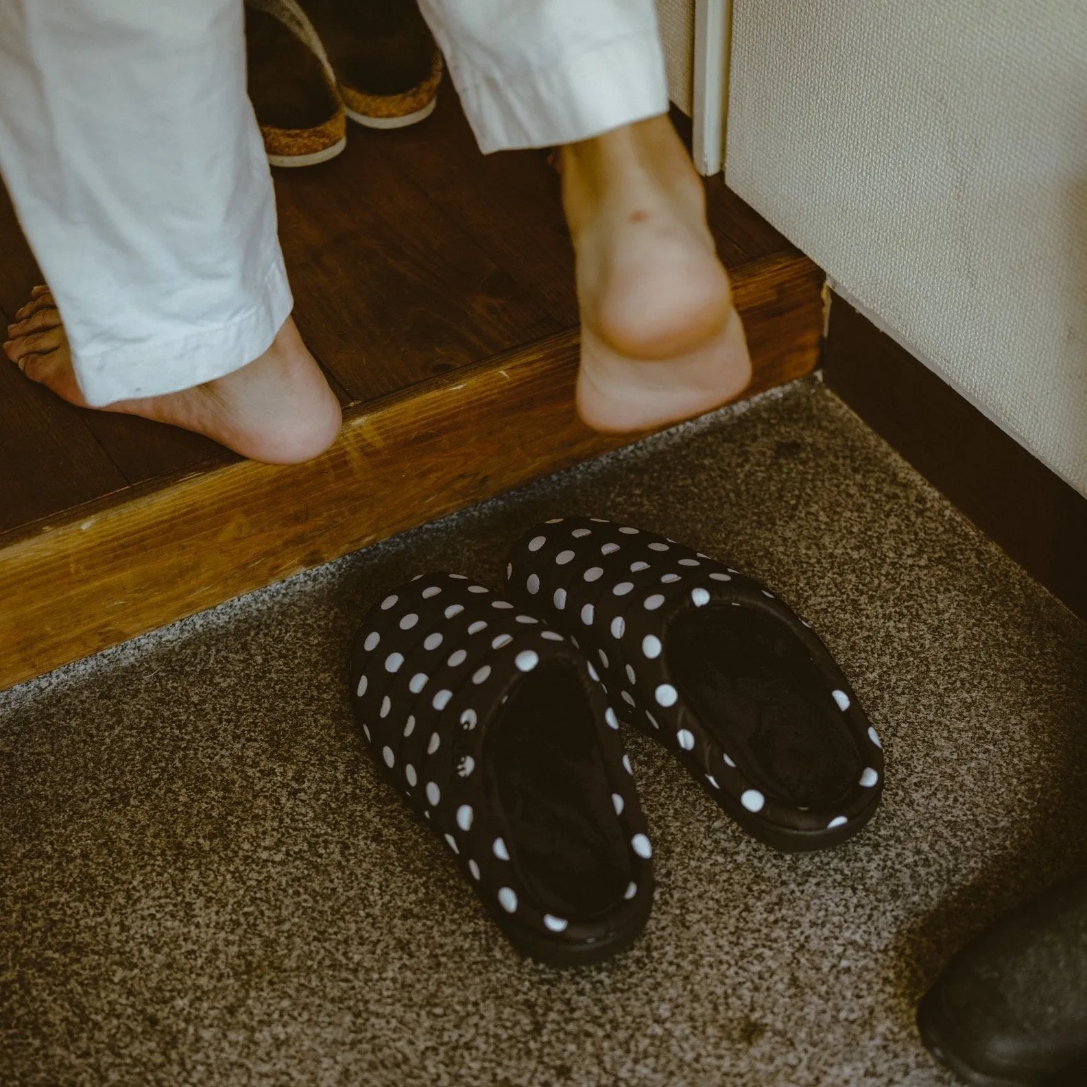 Subu Indoor/Outdoor Slippers - Polka Dot