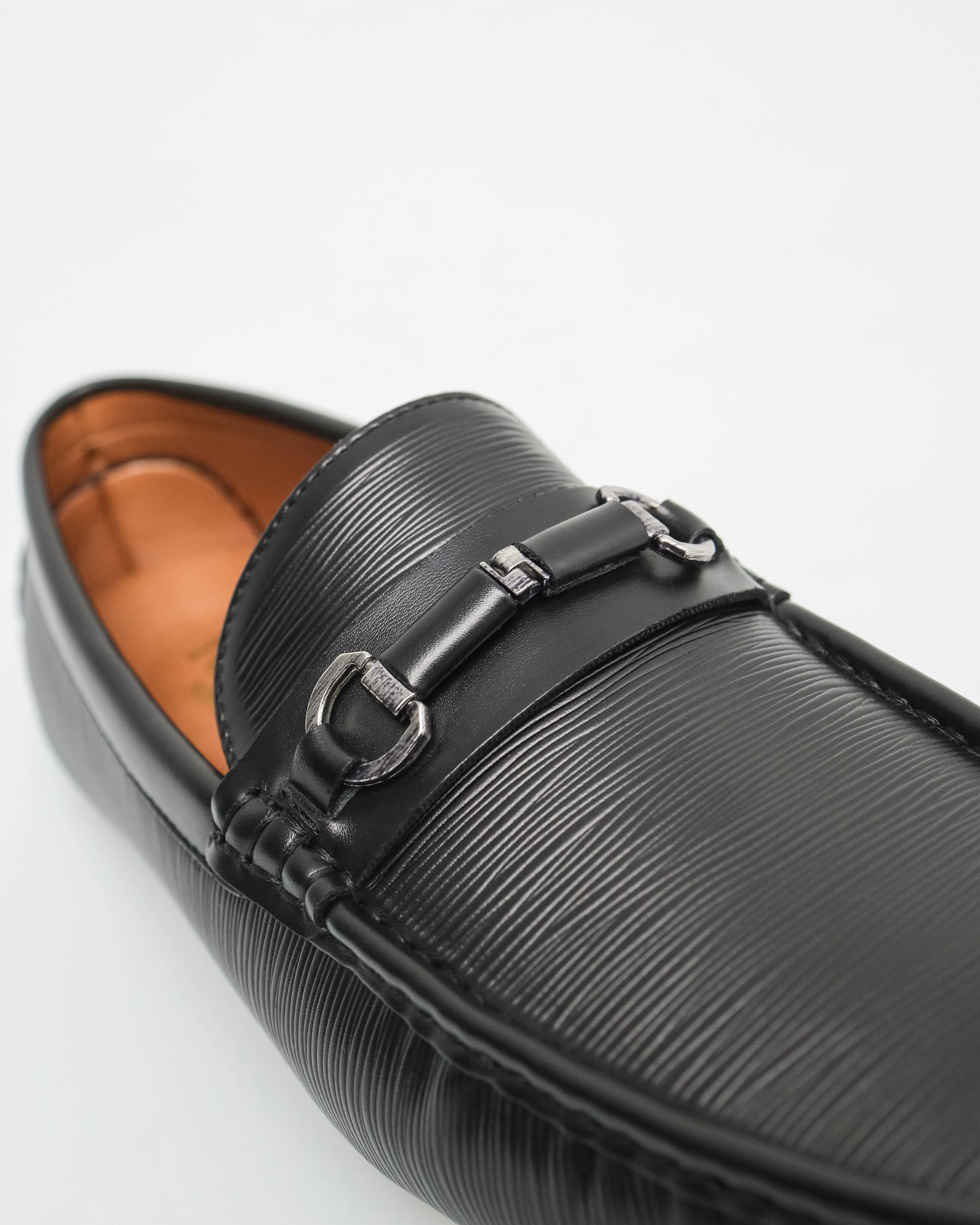 Tomaz C506 Men's Buckle Moccasins