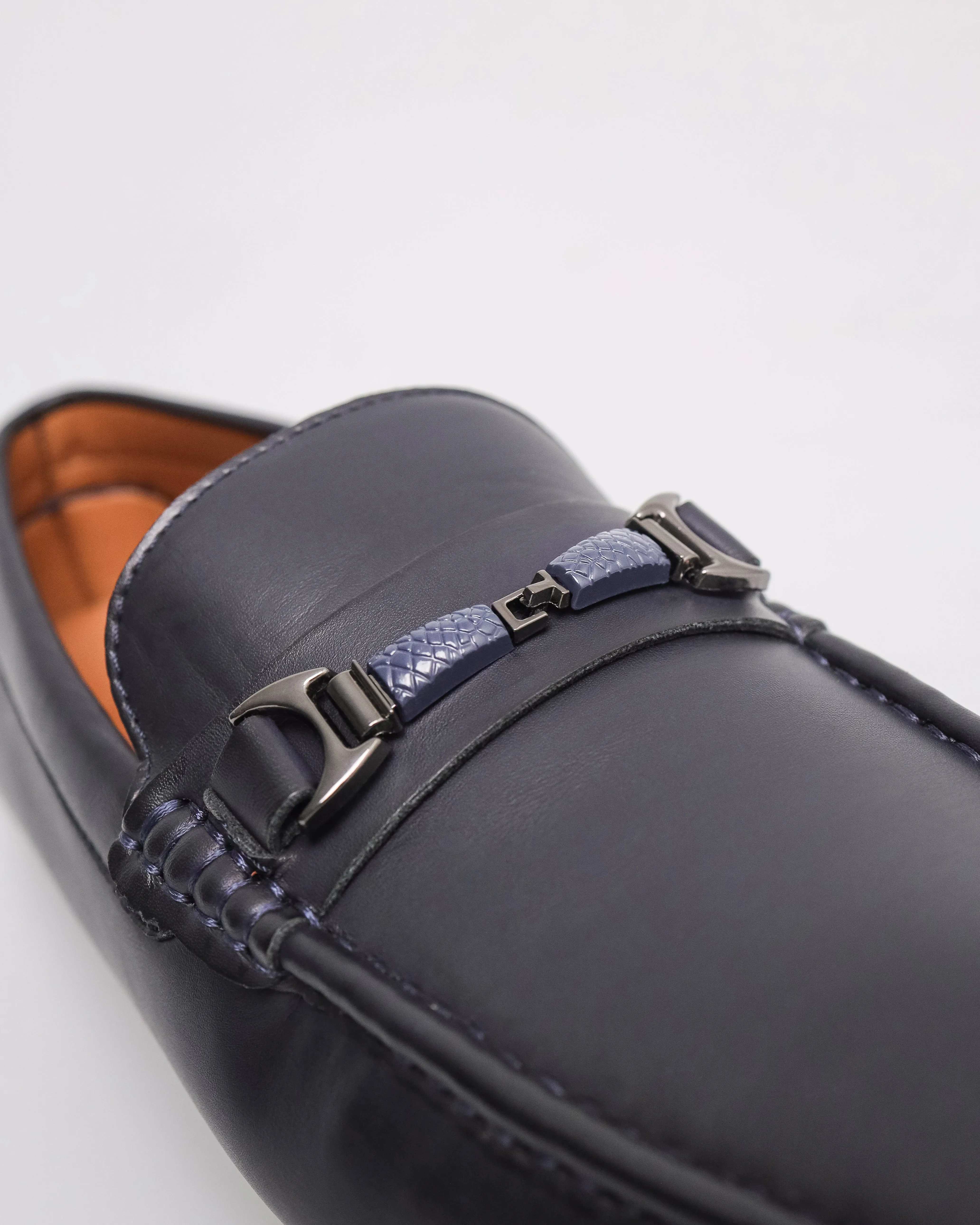 Tomaz C535 Men's Buckle Moccasins