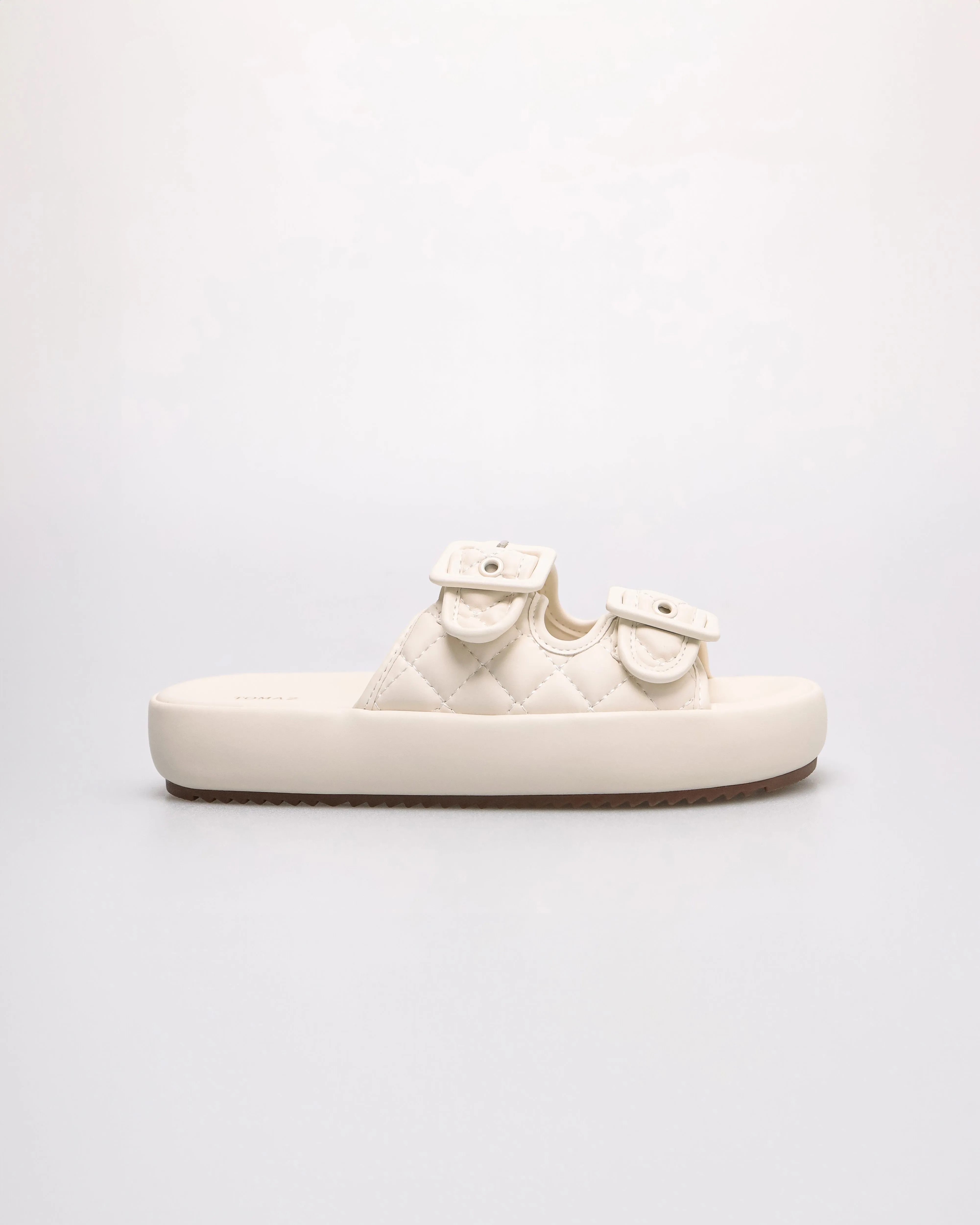 Tomaz NN448 Ladies Quilted Buckle Flats